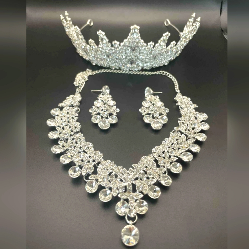 Euro Baroque Style Bridal Accessories Jewelry + Tiara Set Sparkly Crystal Stones